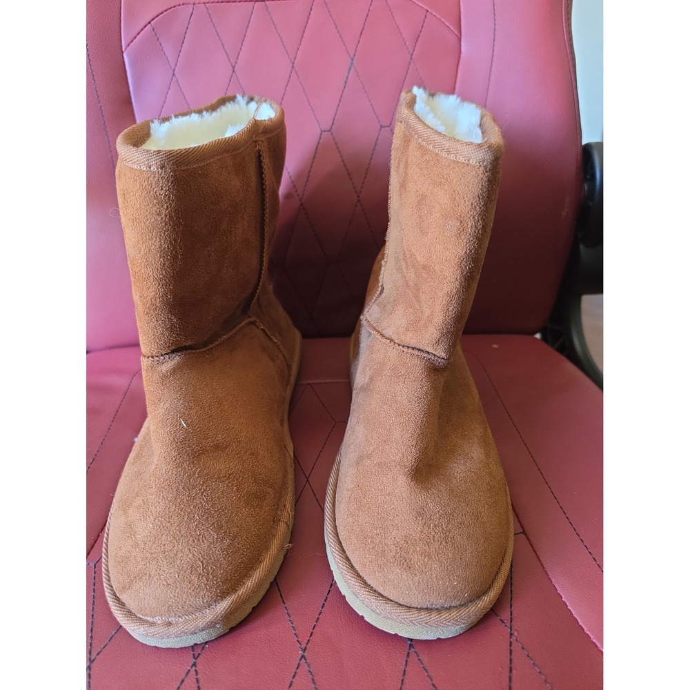DAWGS Women's Size 10 /42